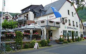 Weinhaus Berg